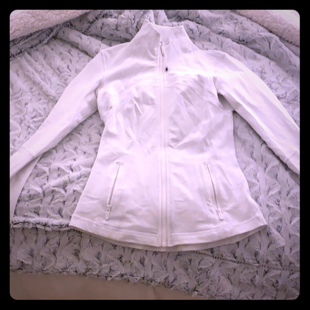 White lululemon jacket
